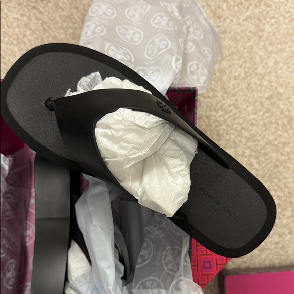 Tory Burch Platform Flip-Flop - Picture 5 of 7